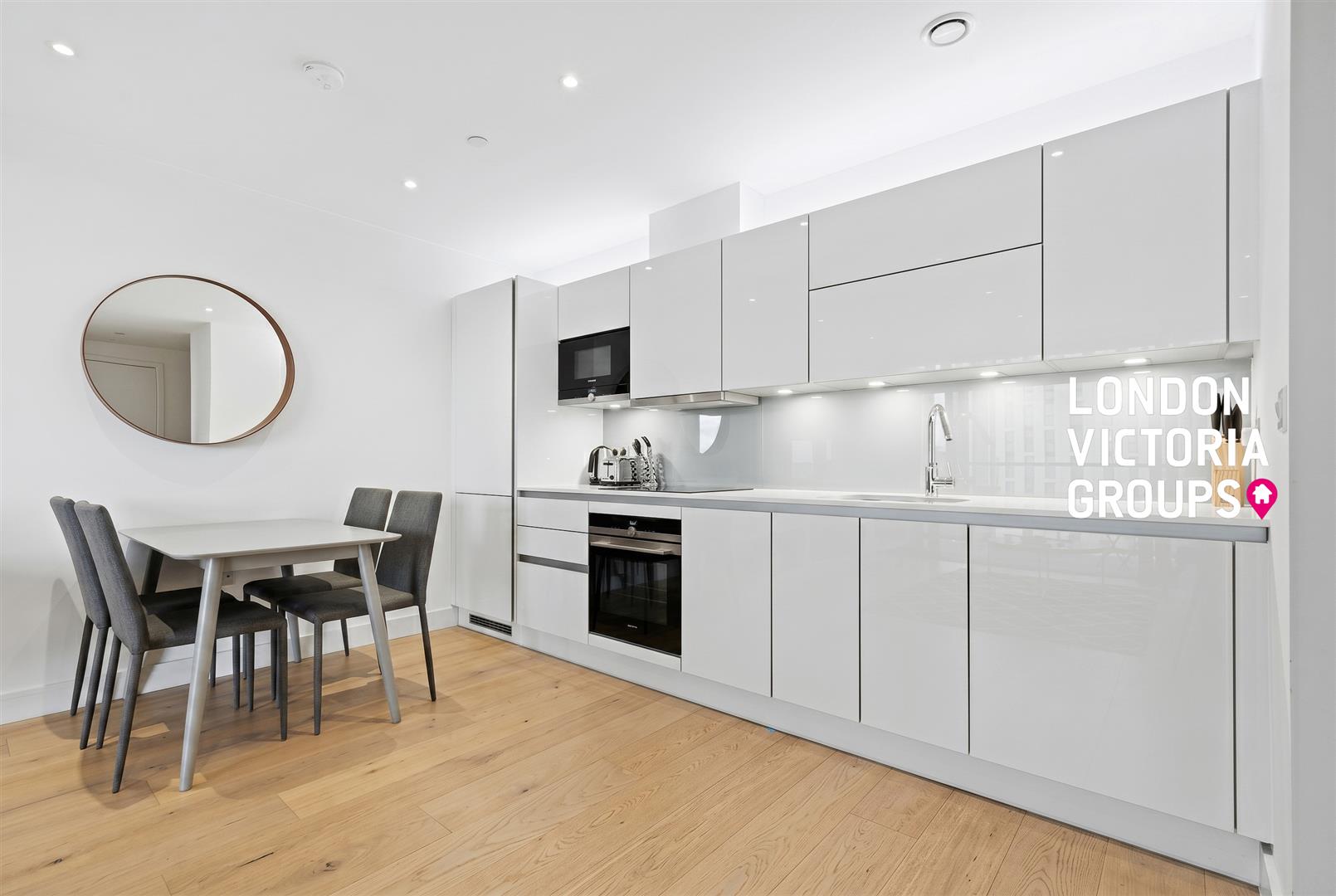 1 bed property in Heritage Tower, 118 East Ferry Road, London